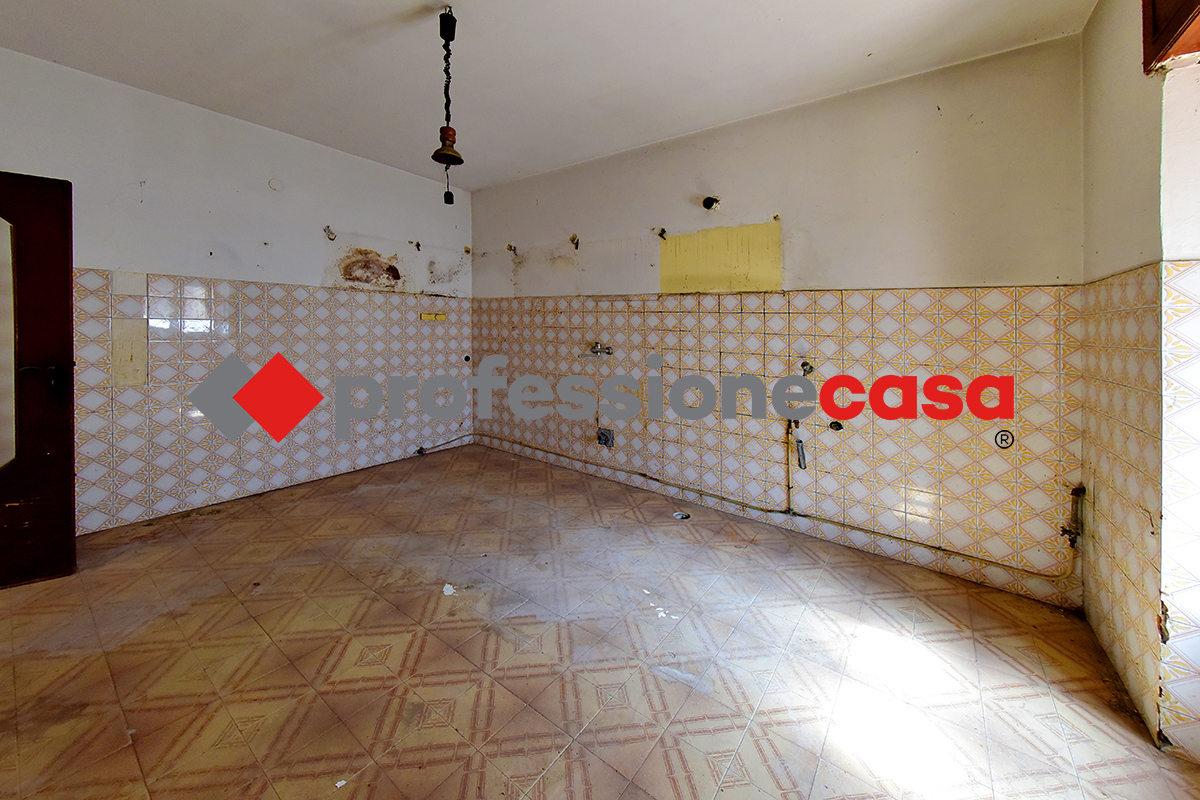 Casa indipendente con giardino a San Nicola la Strada