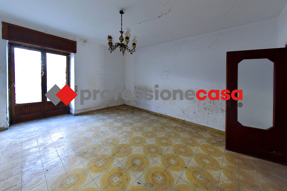 Casa indipendente con giardino a San Nicola la Strada