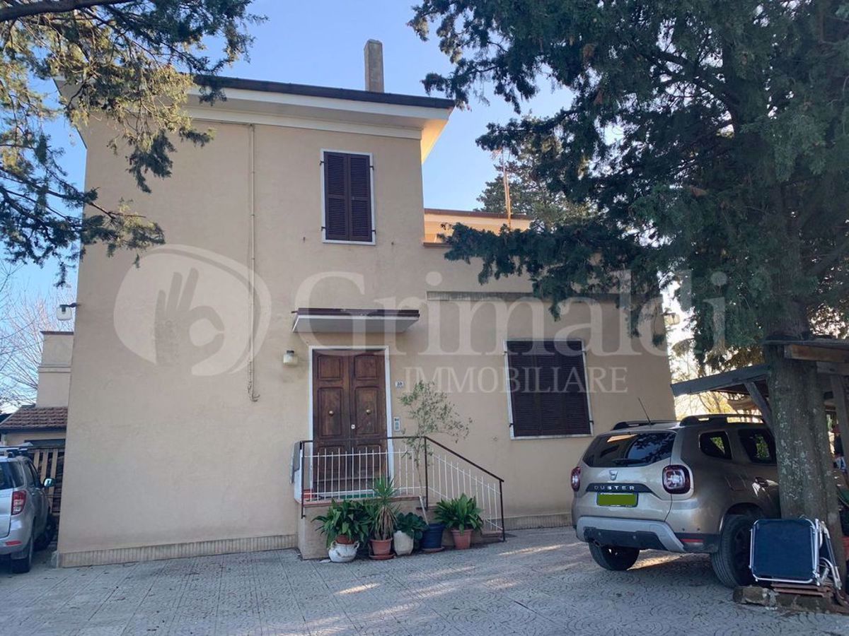 Villa in vendita a San Marcello