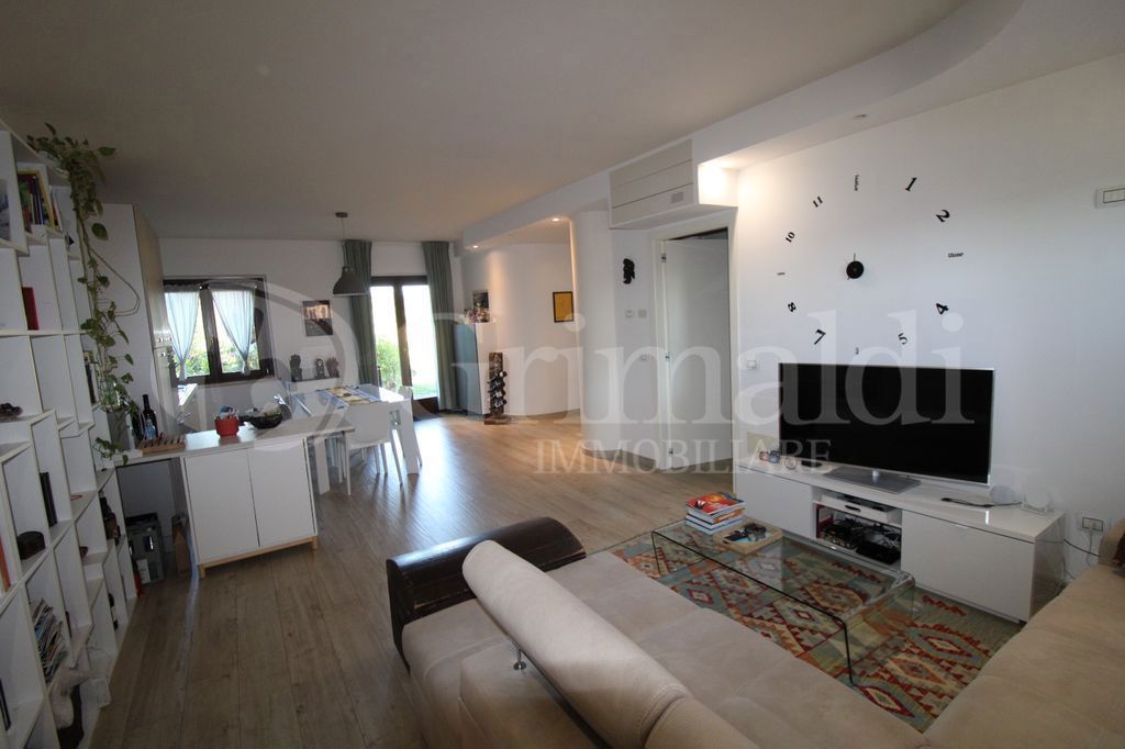 Appartamento con giardino a Jesi