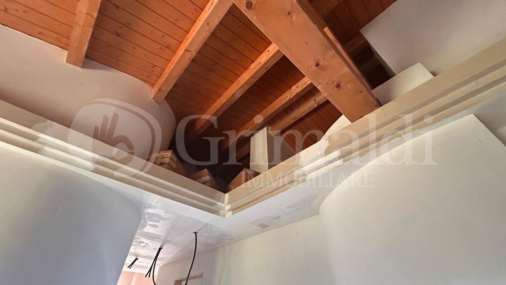 Appartamento con giardino a Jesi