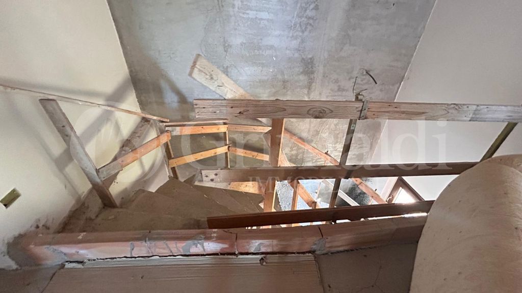 Appartamento con giardino a Jesi