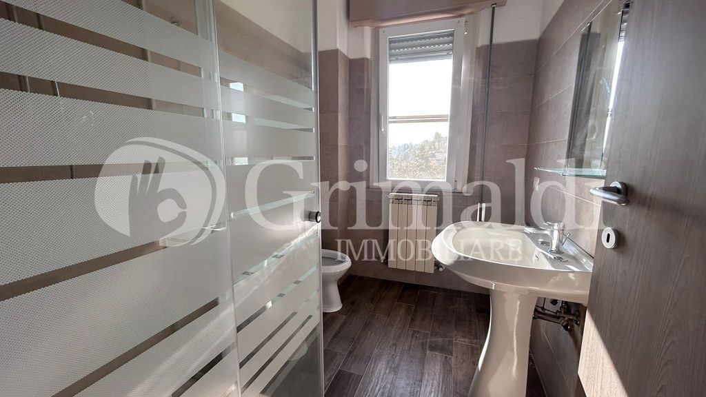 Quadrilocale arredato in affitto a Ostra