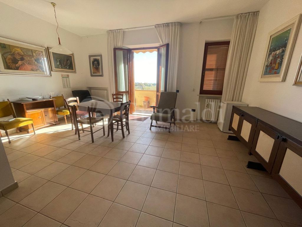 Quadrilocale con giardino a Santa Maria Nuova