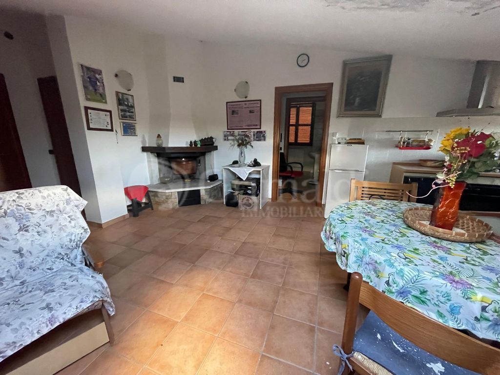 Quadrilocale con giardino a Santa Maria Nuova