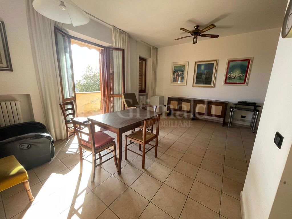 Quadrilocale con giardino a Santa Maria Nuova