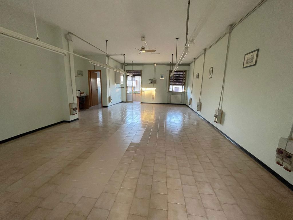 Negozio in vendita a San Marcello