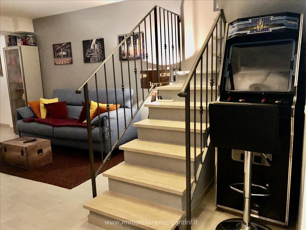 Villa con giardino a Sarteano