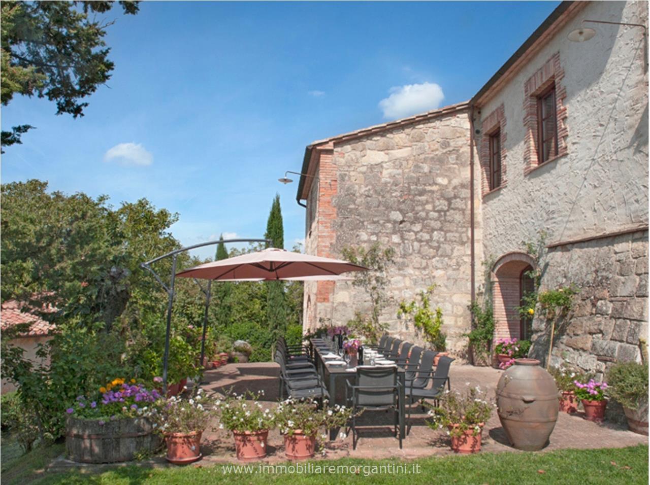 Rustico con giardino a Sarteano