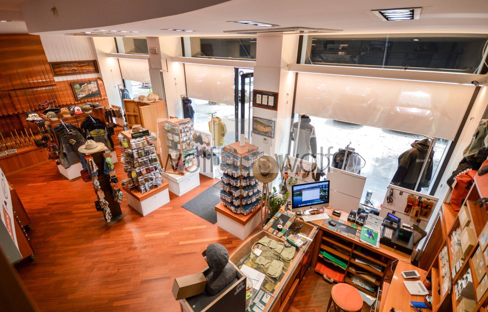 Negozio in vendita a Milano, Solari