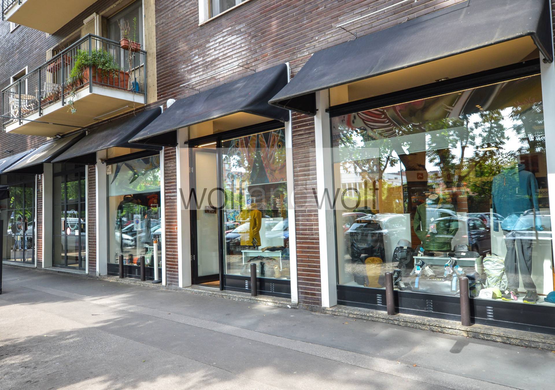 Negozio in vendita a Milano, Solari