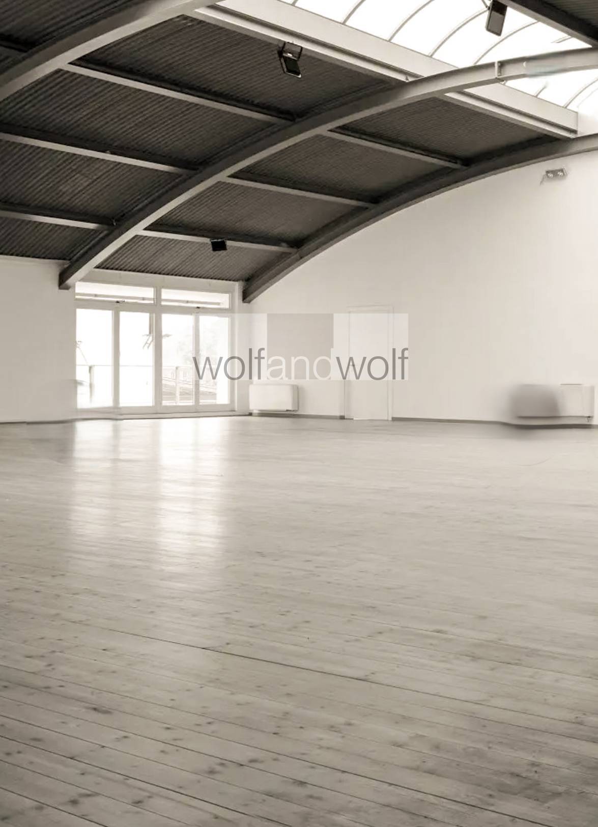 Showroom in affitto a Milano, Tortona