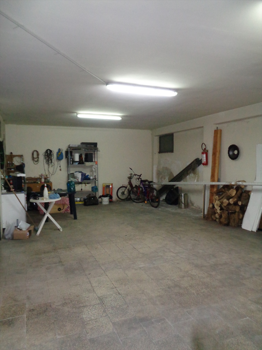 Box/Garage 55mq in vendita in viale italia, Palo del Colle