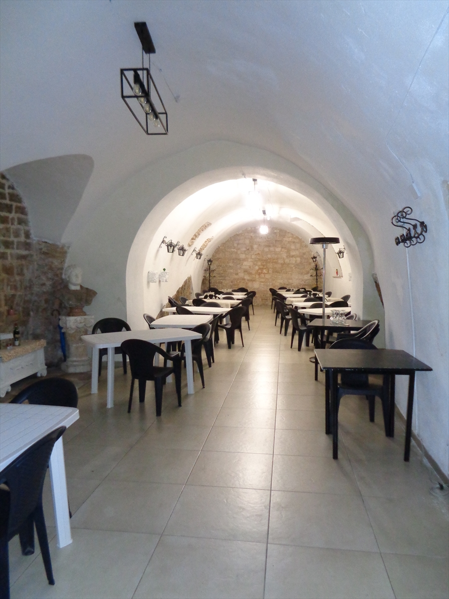 Locale commerciale in vendita in via aldo moro, Palo del Colle