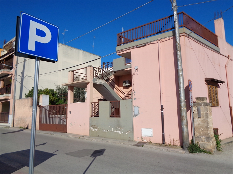 Casa indipendente con giardino, Palo del Colle posta