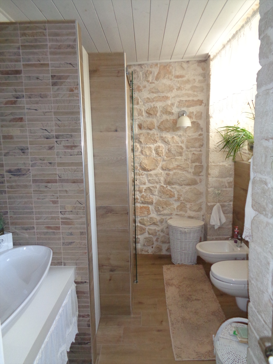 Casa indipendente in vendita, Binetto centro