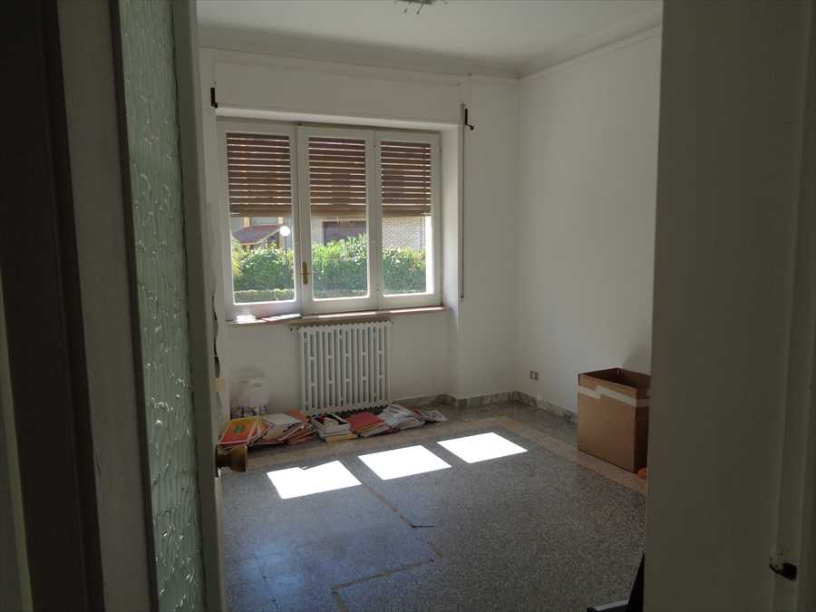 Appartamento con box in piazza diaz, Palo del Colle
