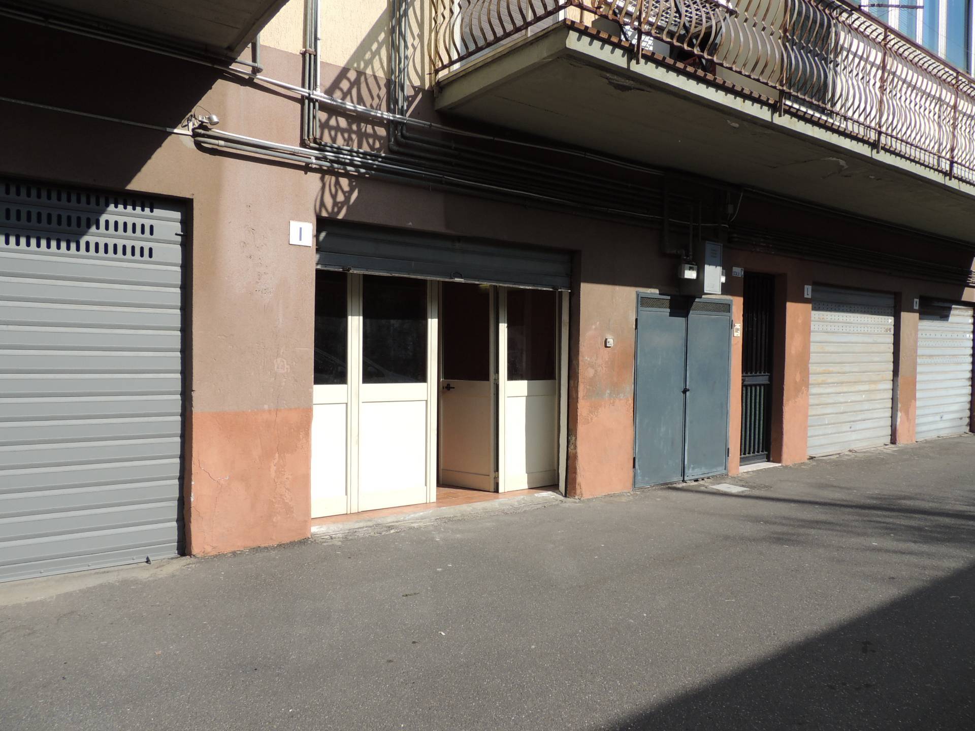 Box o garage in vendita a Gravina di Catania