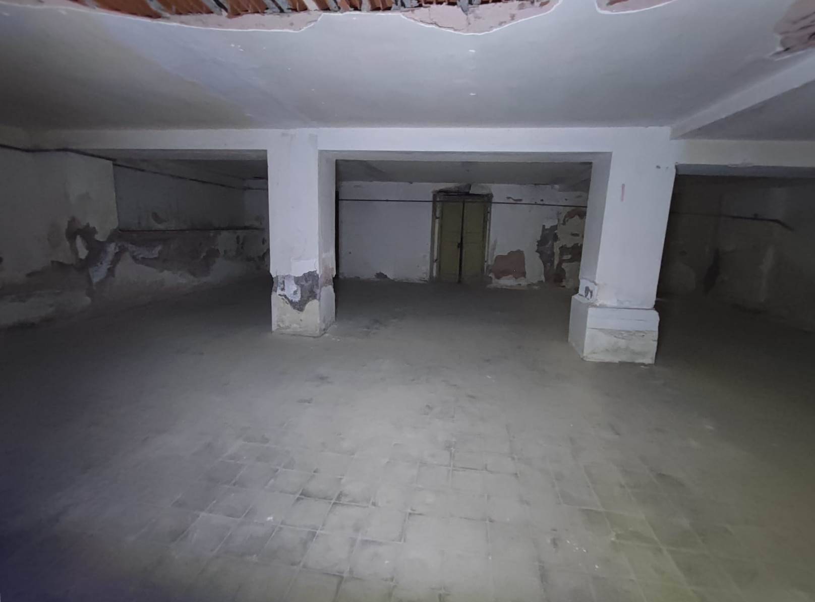 Deposito in vendita a Catania