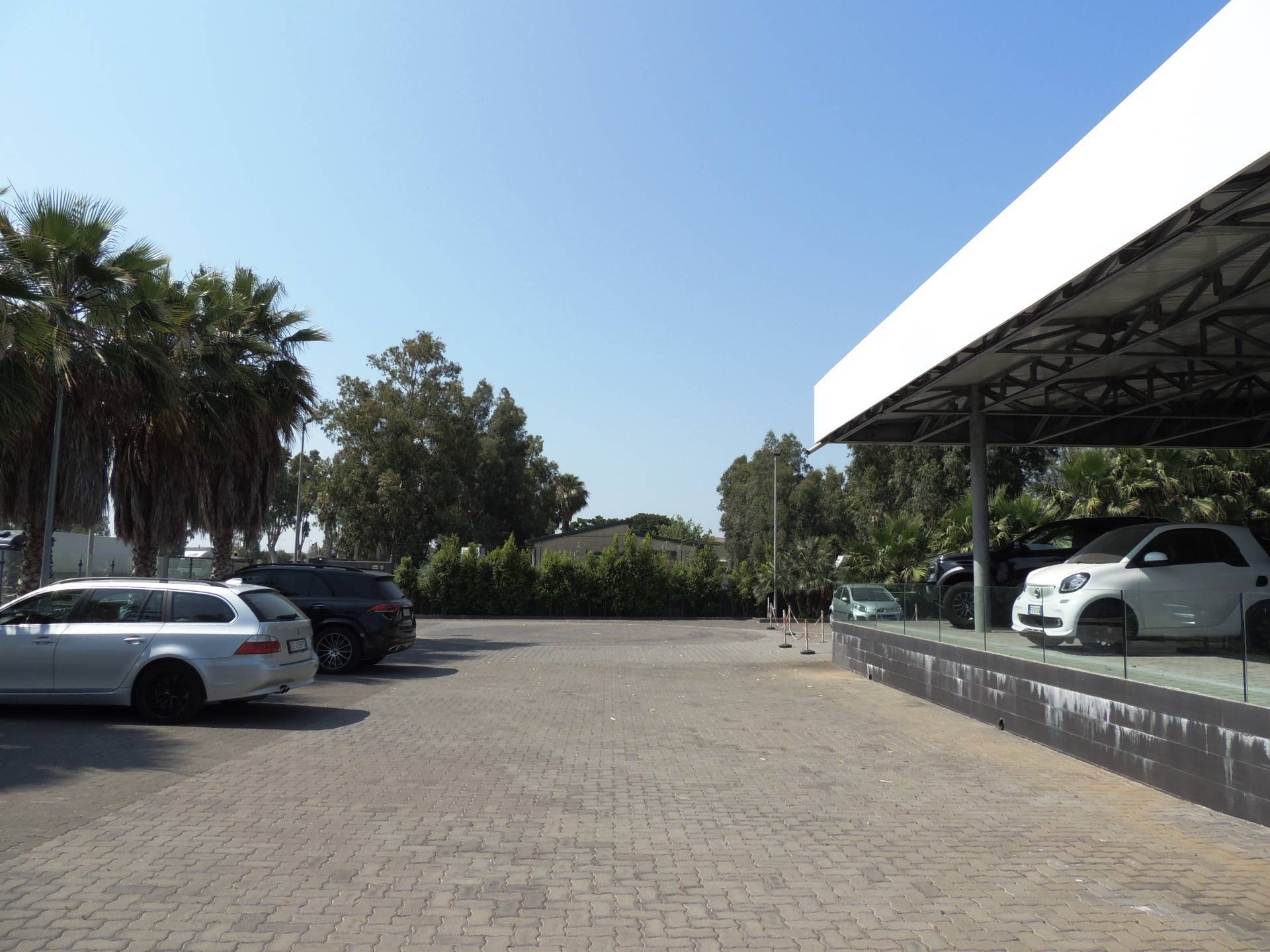 Capannone in vendita a Catania