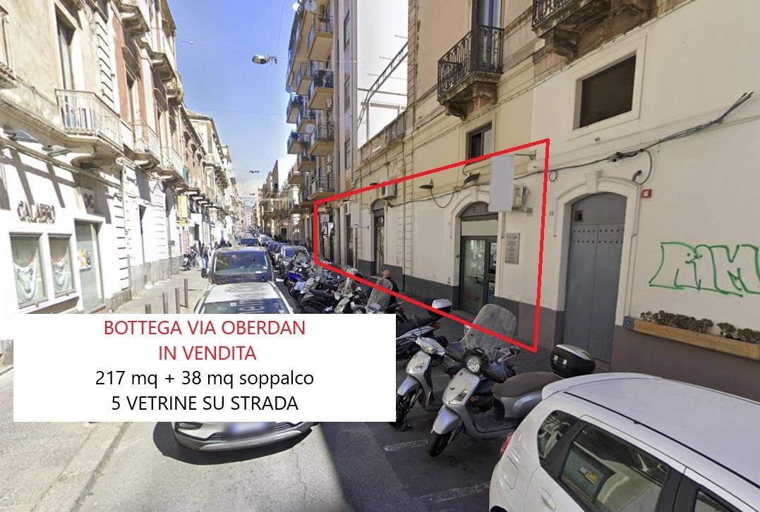 Locale commerciale in vendita a Catania, Via Etnea - via Umberto