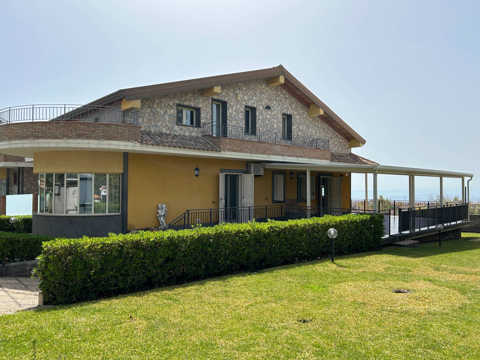 Villa in vendita a Gravina di Catania, Valle Allegra