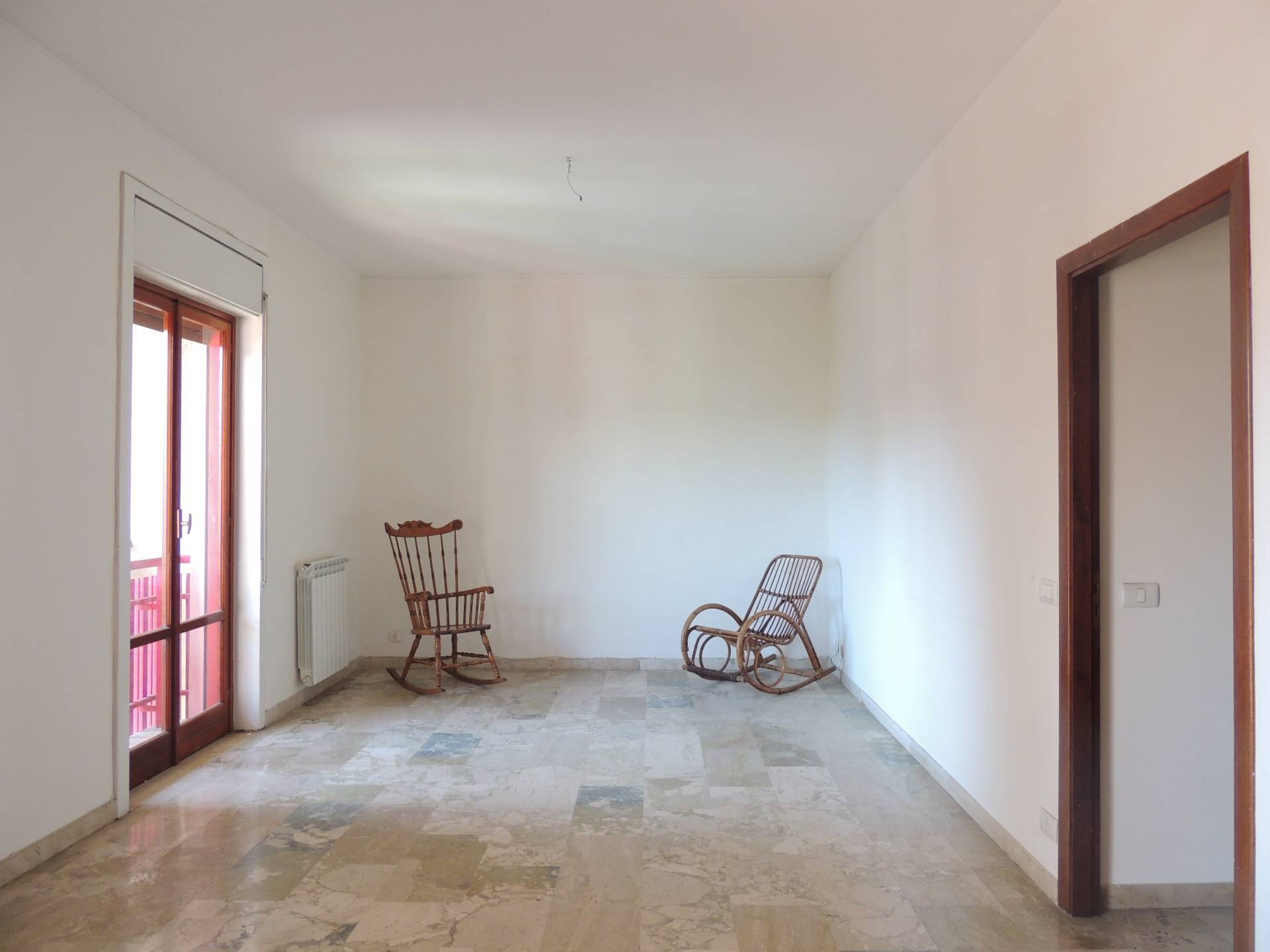 Quadrilocale in vendita a Tremestieri Etneo