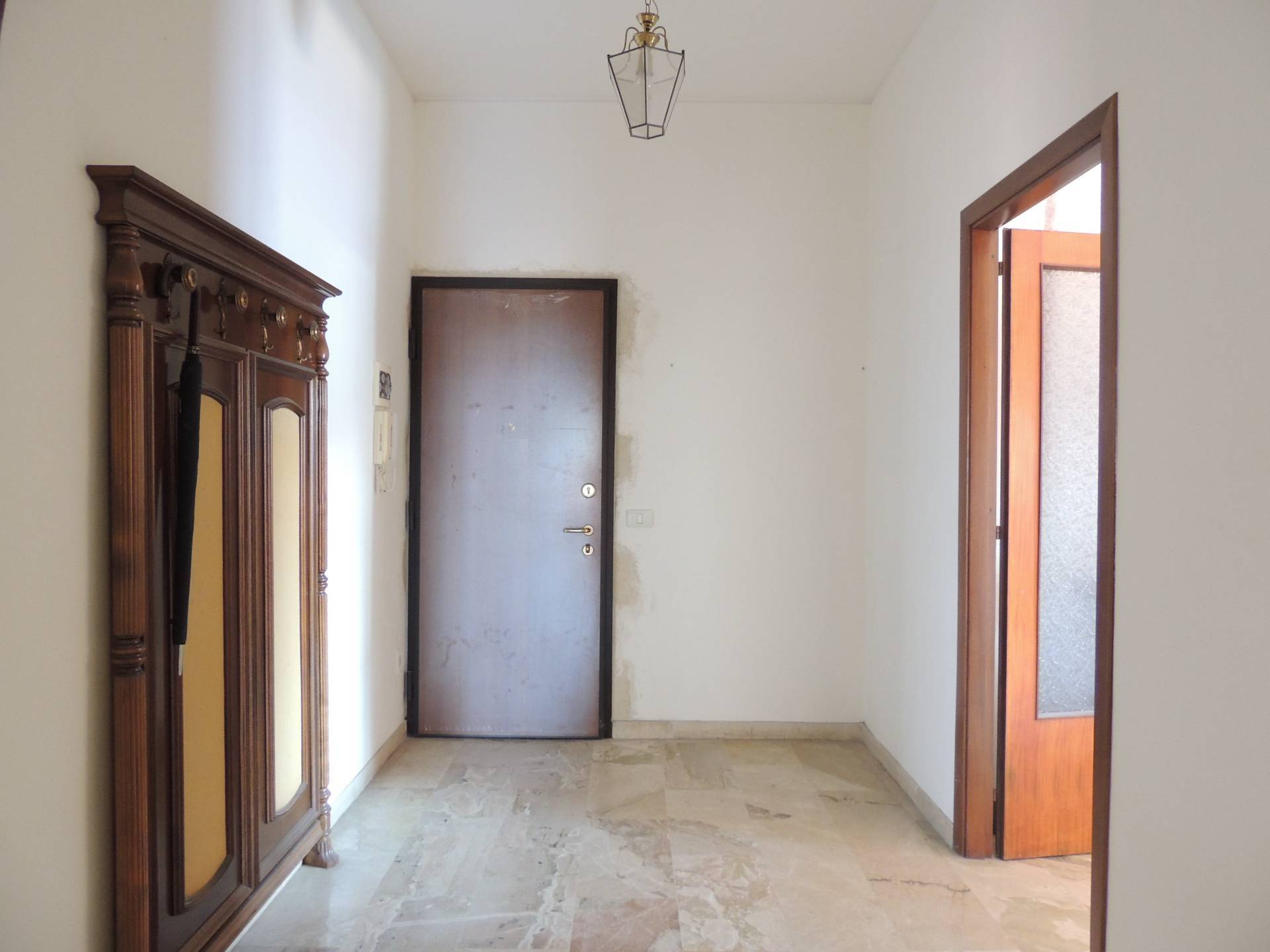 Quadrilocale in vendita a Tremestieri Etneo