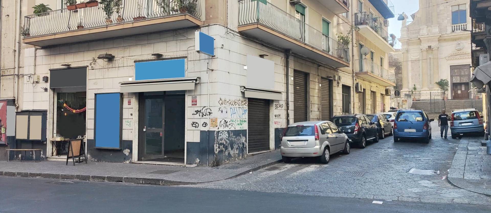 Locale commerciale in vendita a Catania, Via Garibaldi - Via Vittorio Emanuele