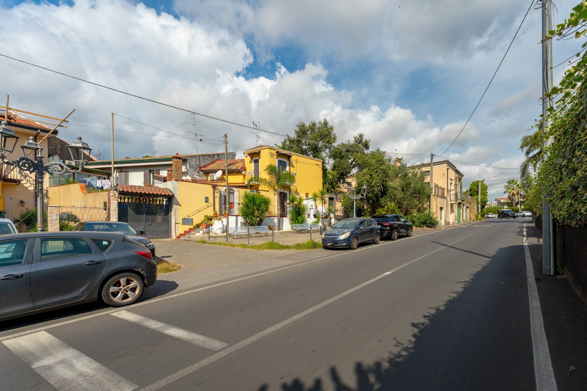 Casa singola in vendita a Viagrande, Viagrande