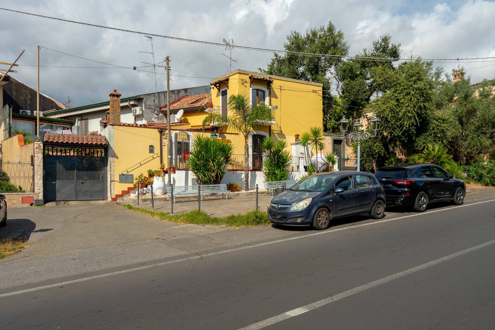 Casa singola in vendita a Viagrande, Viagrande