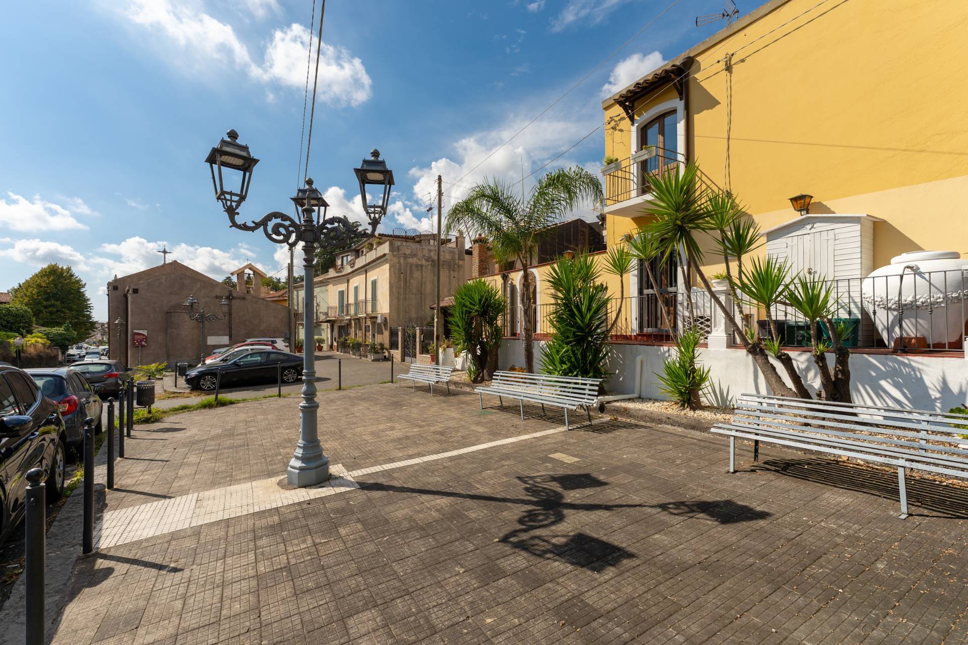 Casa singola in vendita a Viagrande, Viagrande