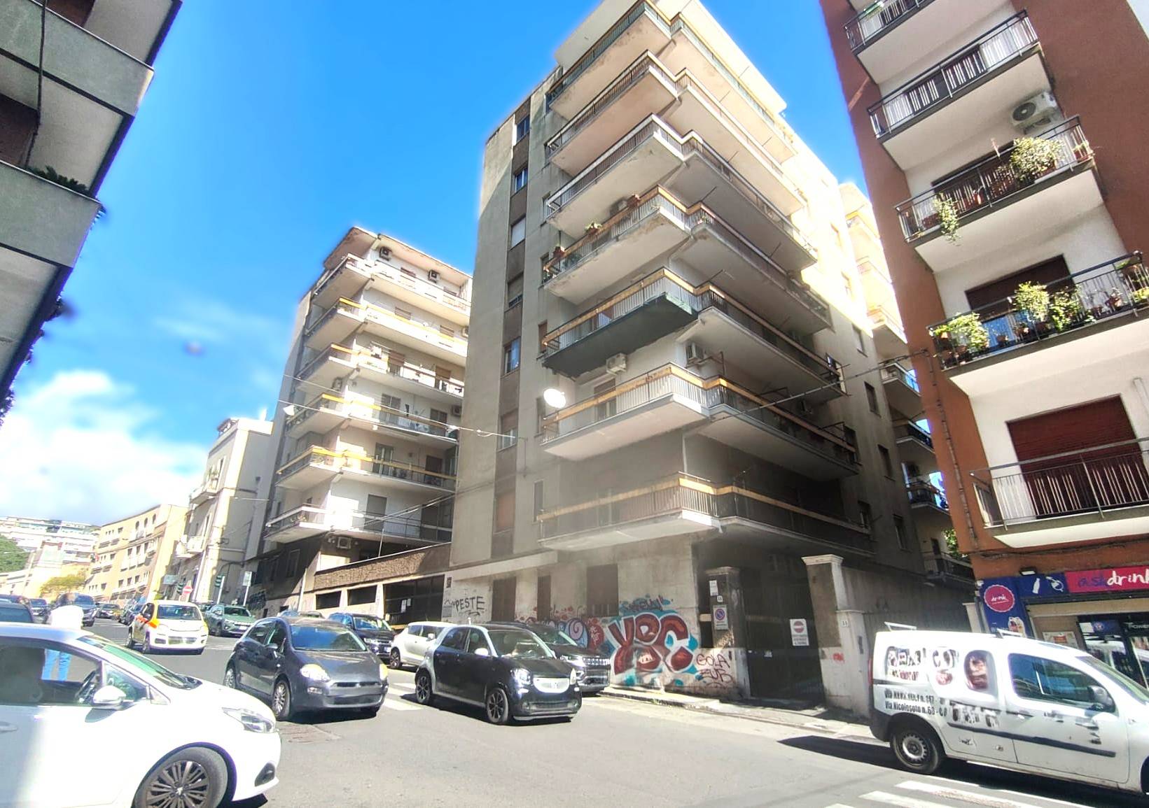 Studio/Ufficio in vendita a Catania, Zona Tondo Gioeni