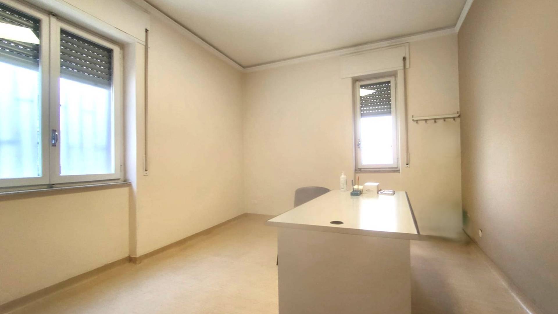 Studio/Ufficio in vendita a Catania, Zona Tondo Gioeni