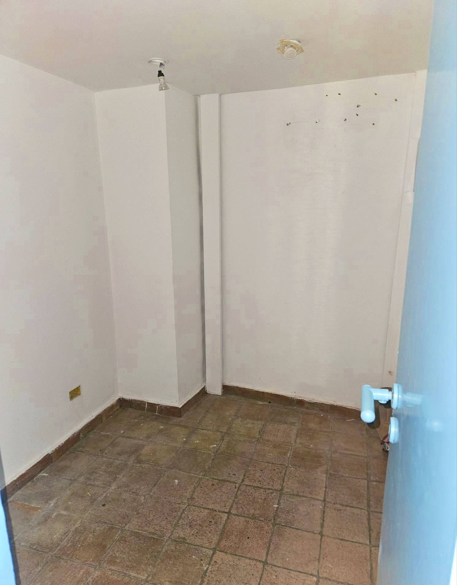 Locale commerciale in affitto a Catania