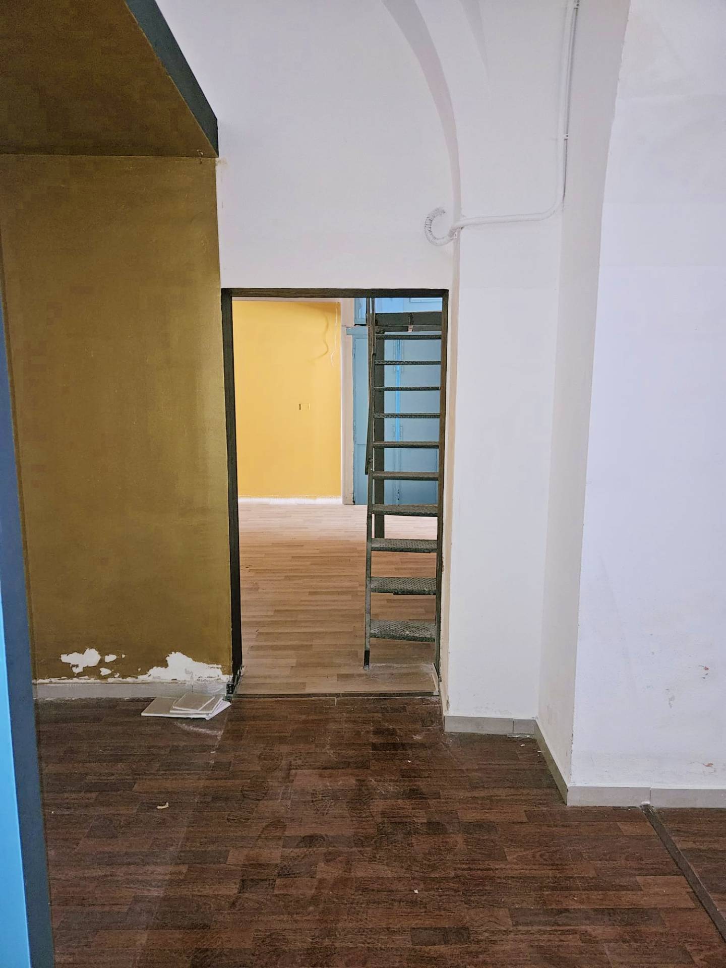 Locale commerciale in affitto a Catania