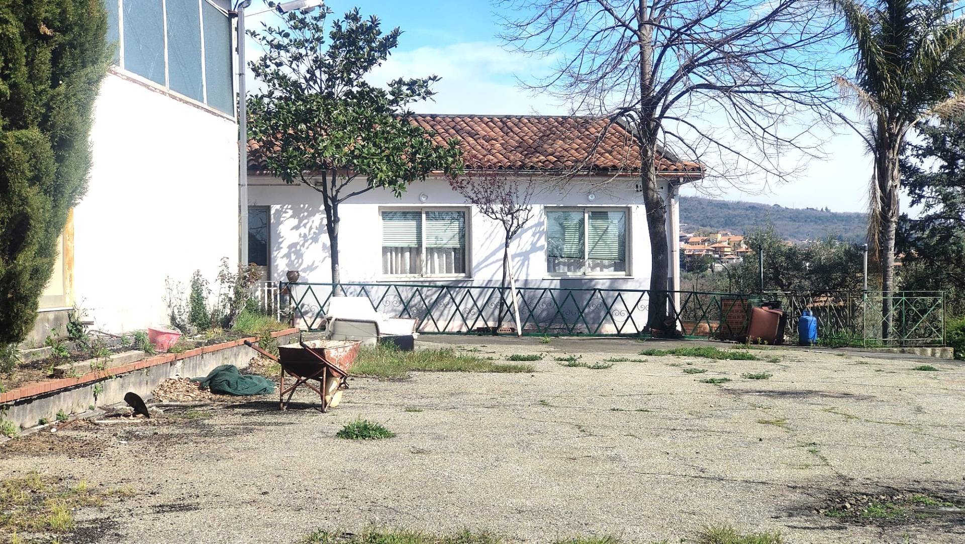 Casa singola in affitto a Zafferana Etnea, Poggiofelice