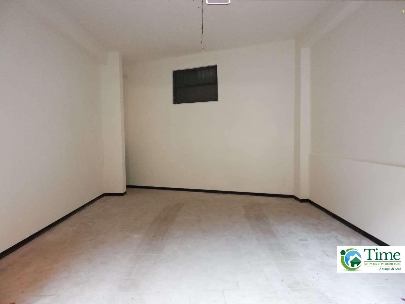 Box o garage in vendita a Tremestieri Etneo, Zona centro