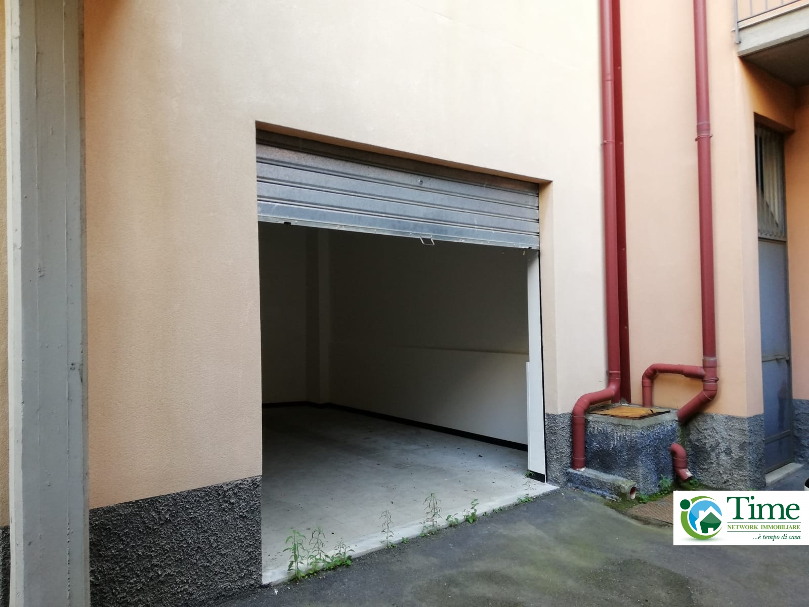 Box o garage in vendita a Tremestieri Etneo, Zona centro