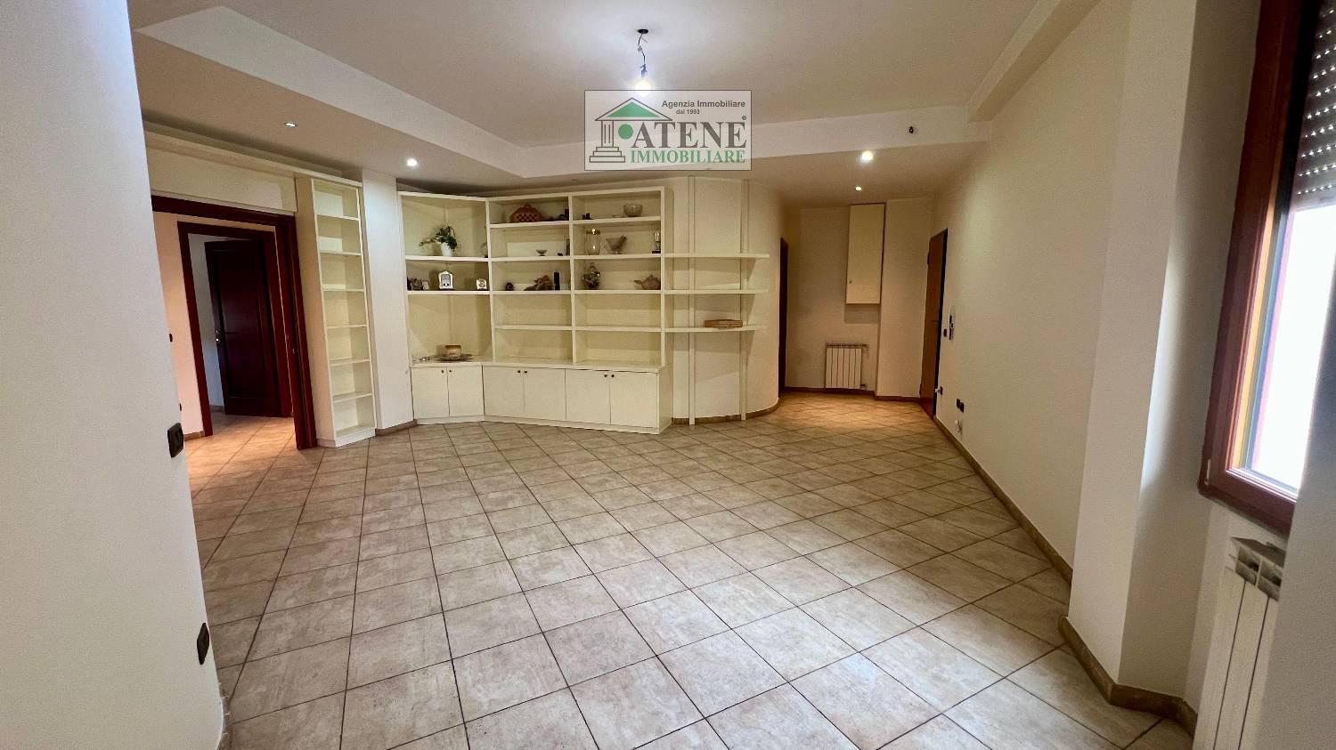 Quadrilocale in vendita a Quartu Sant'Elena