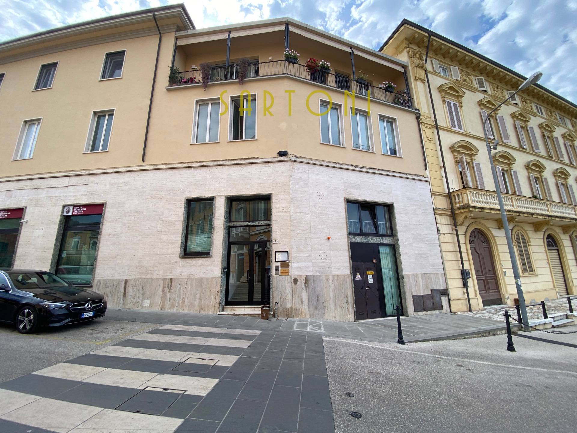 Ufficio in vendita, Pietrasanta centro storico