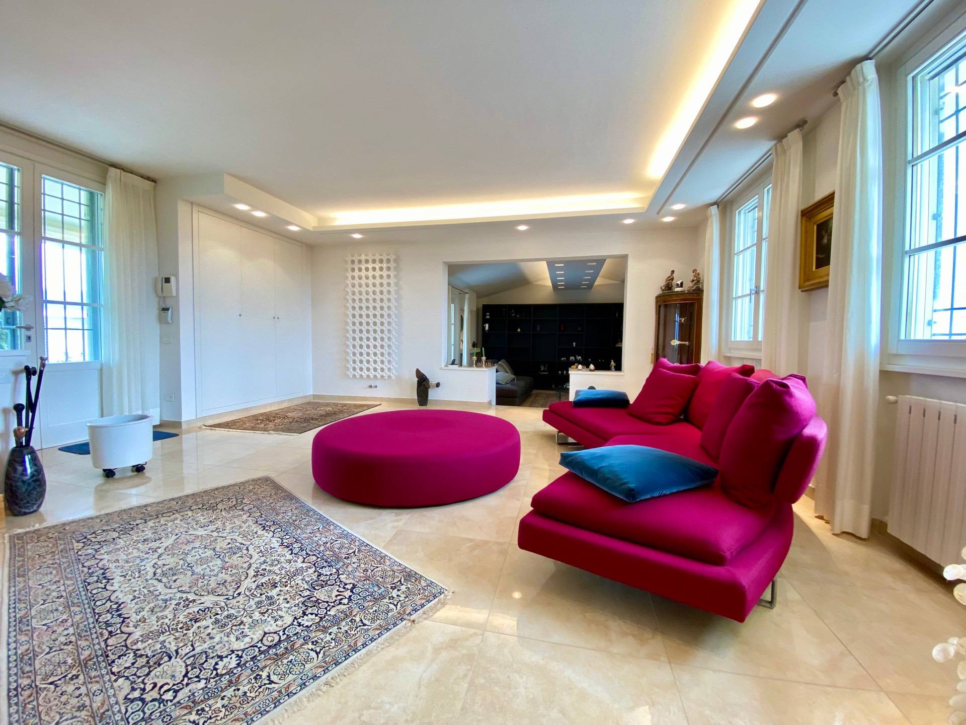 Villa in vendita a Camaiore, Lido di Camaiore