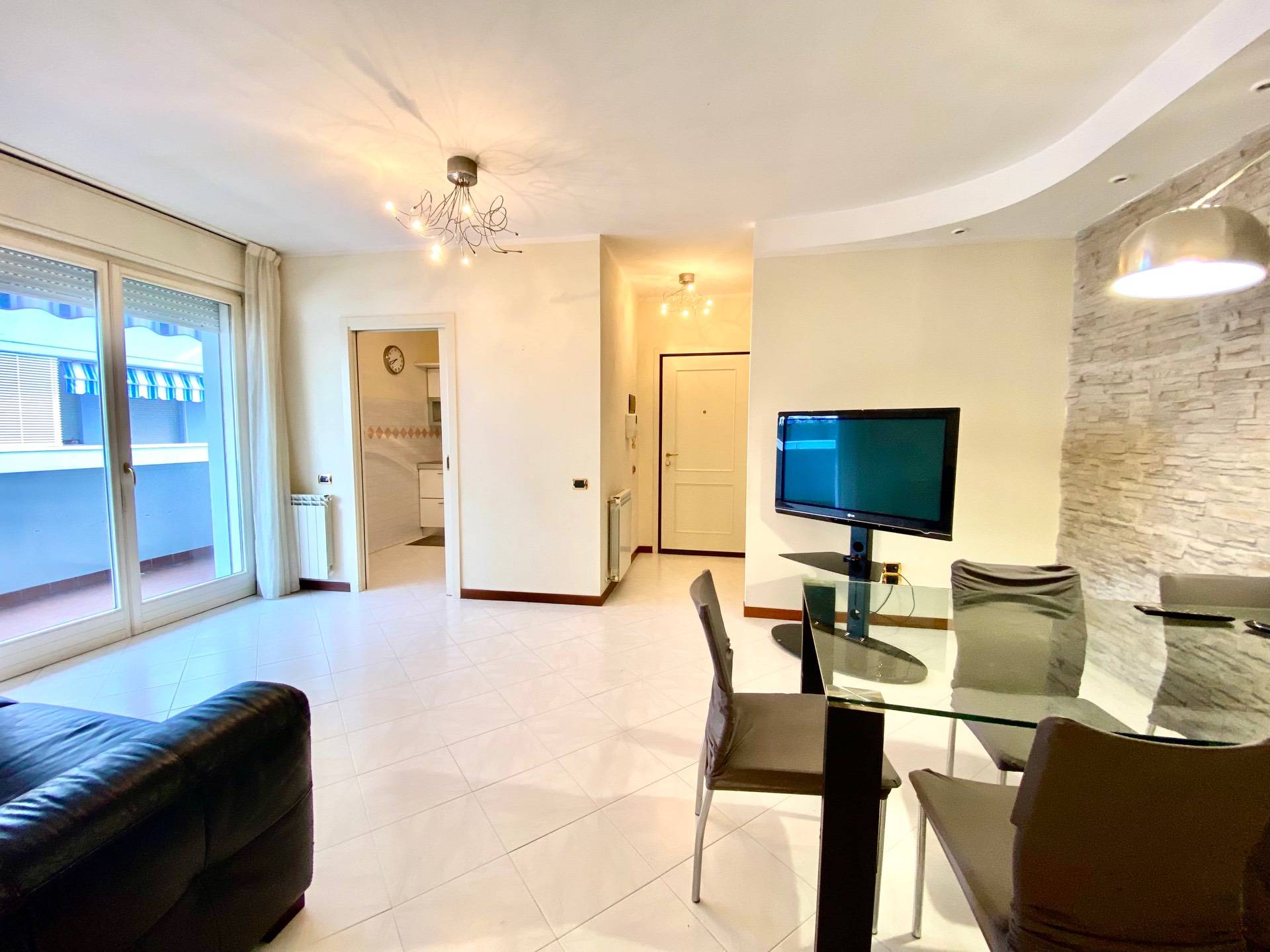 Appartamento in vendita a Viareggio, Viareggio