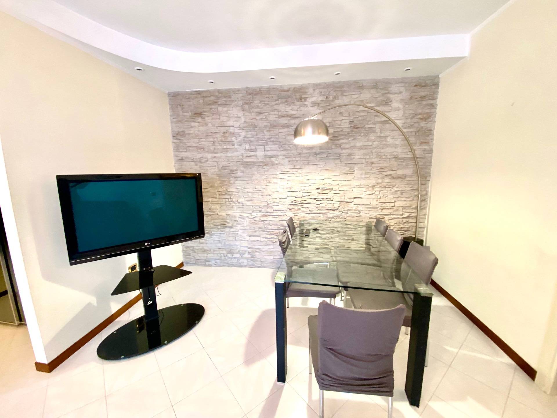 Appartamento in vendita a Viareggio, Viareggio