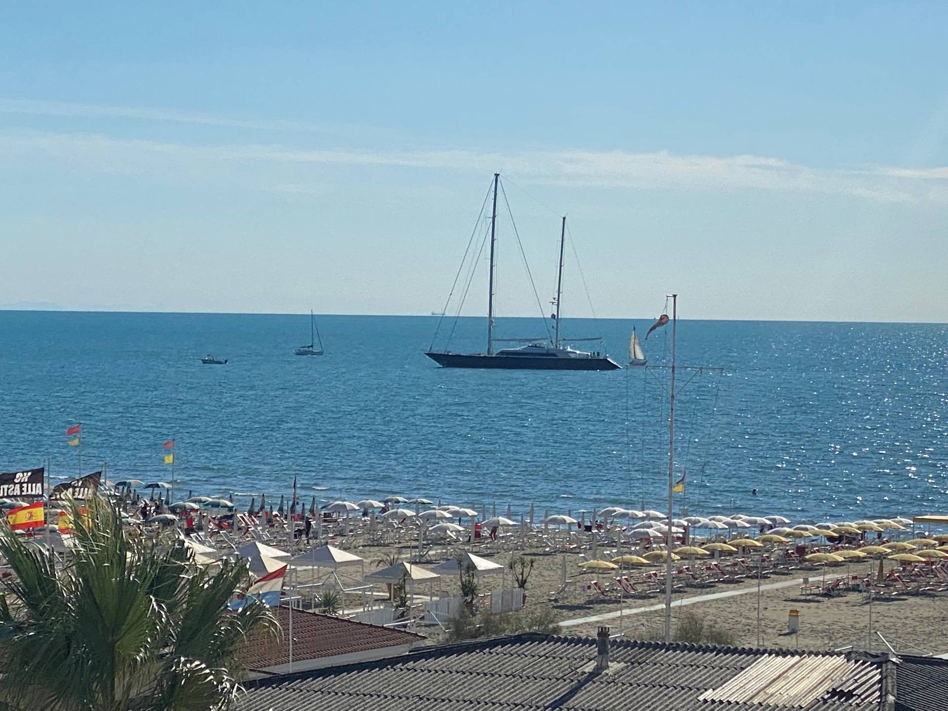 Stabilimento balneare in vendita a Viareggio, Citt Giardino