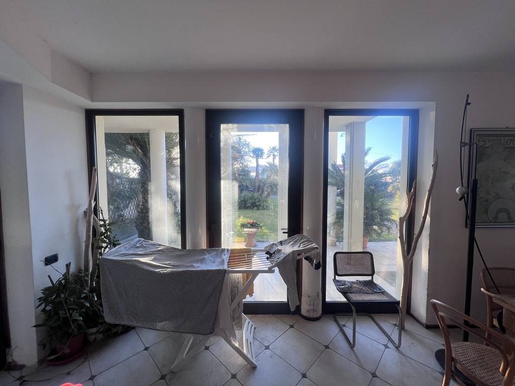 Appartamento in vendita a Viareggio, Lungo Mare