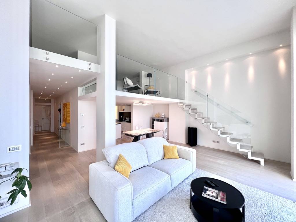 Appartamento in vendita a Viareggio, Lungo Mare