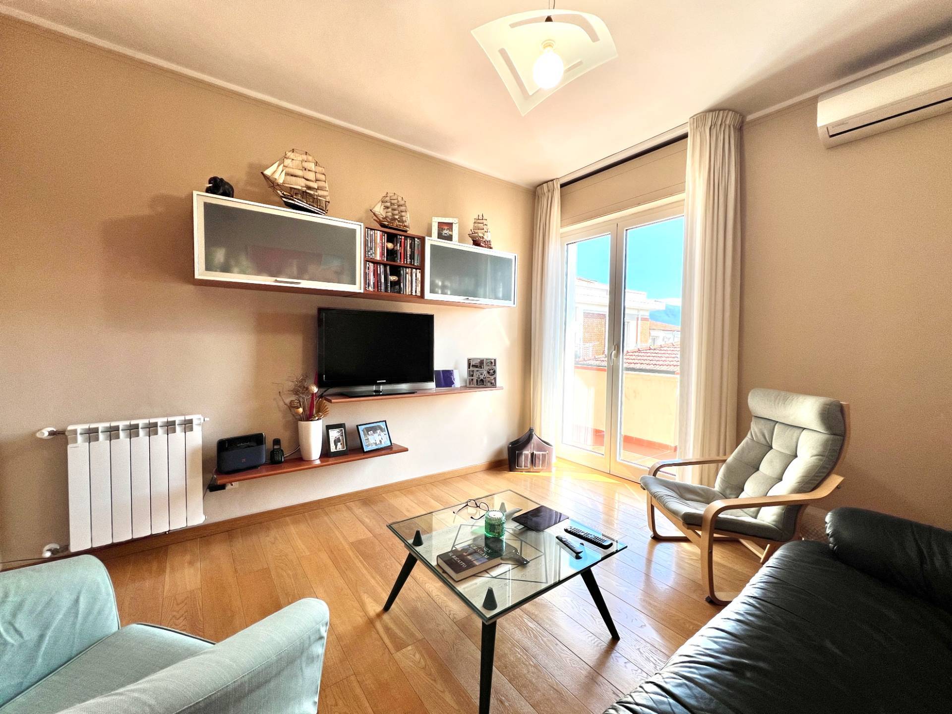Appartamento in vendita a Viareggio, Marco Polo