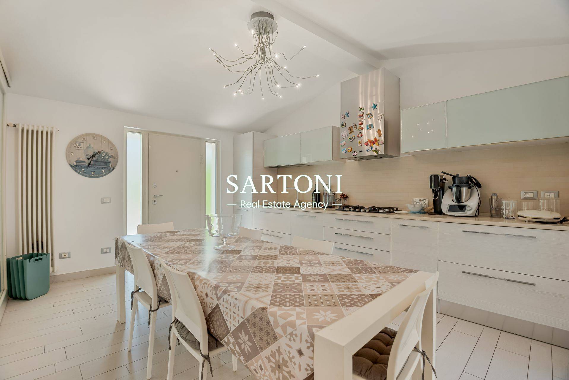 Villa in vendita a Camaiore, Lido di Camaiore