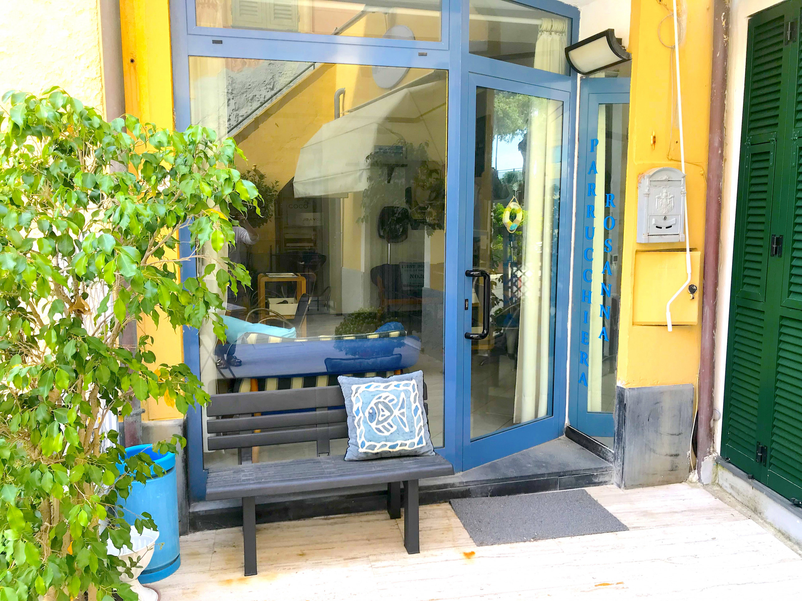 Locale commerciale in affitto a Moneglia